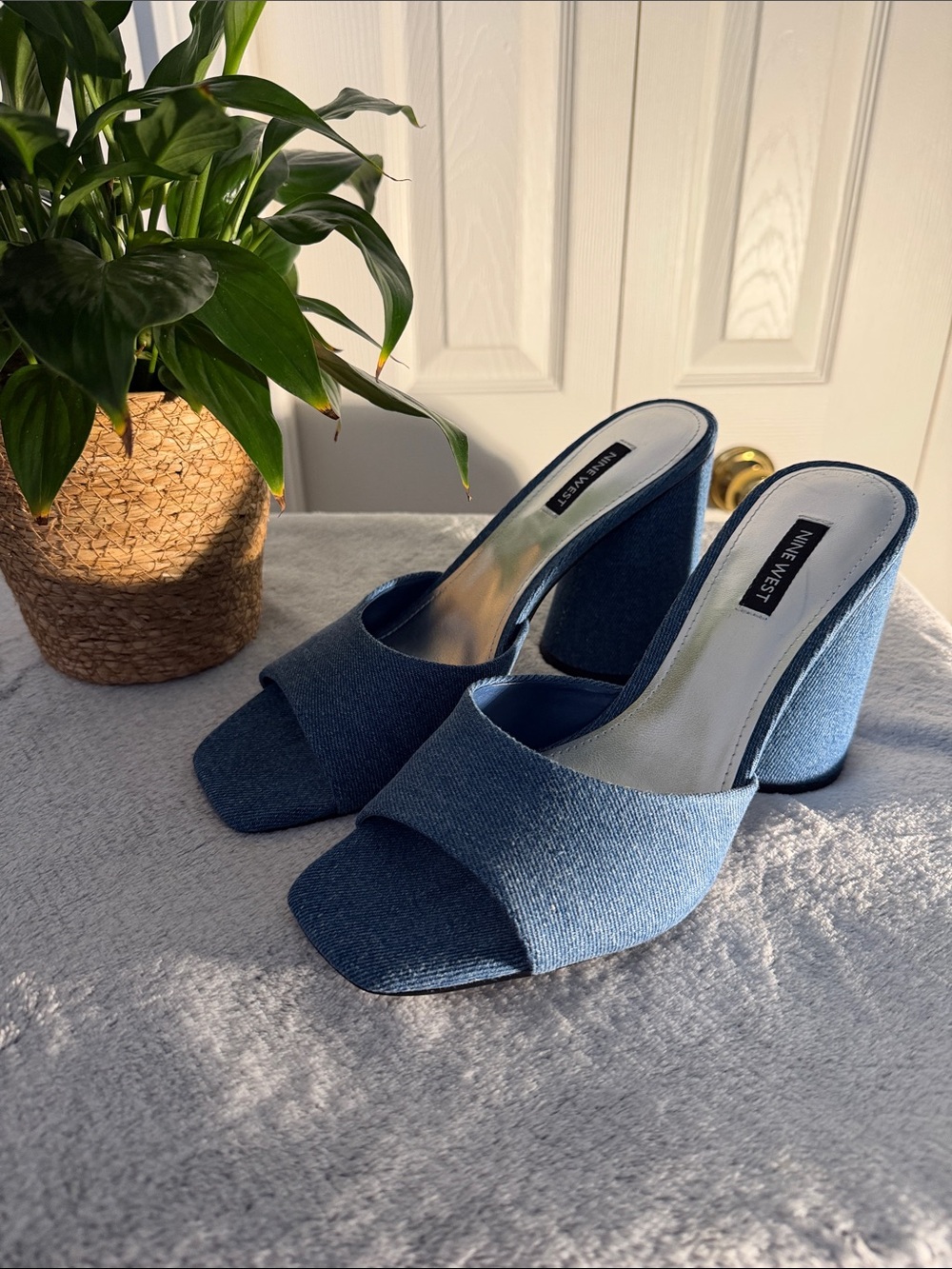 Never Worn - Nine West Denim-Look Open-Toe Block Heel Mules